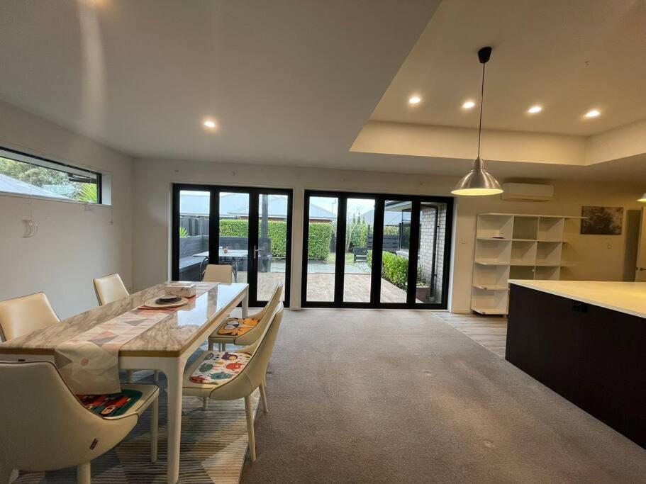 Spacious 4 Bed Family Home 크라이스트처치 외부 사진